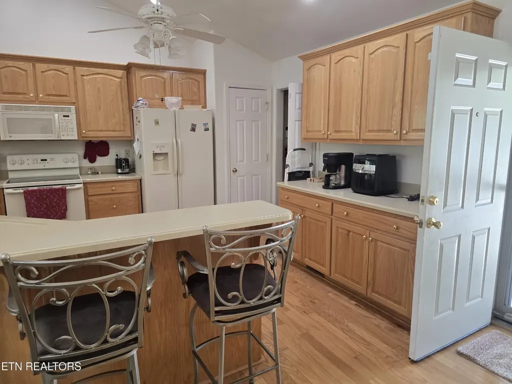 106 Lafayette Point Crossville TN 38558