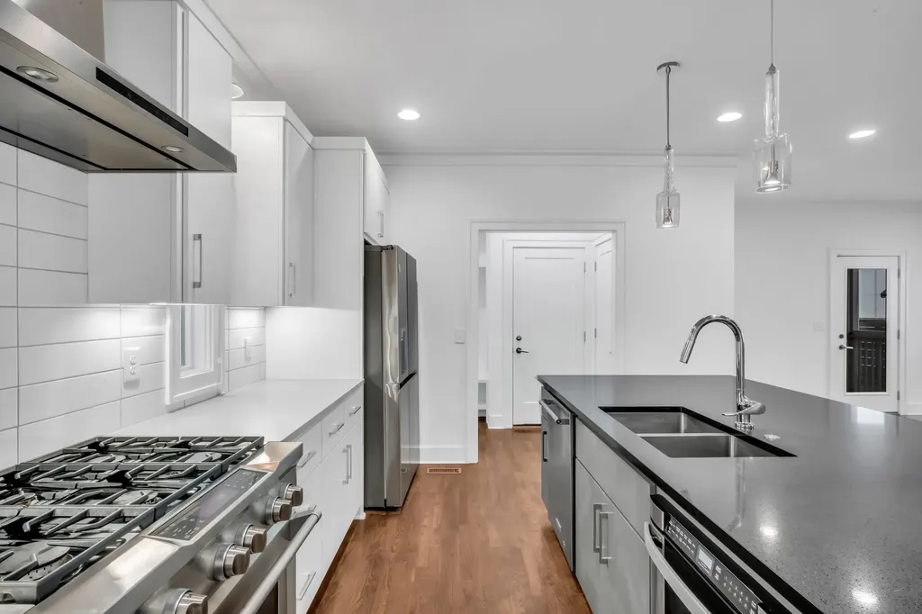1517 Kirkwood Avenue Nashville TN 37212