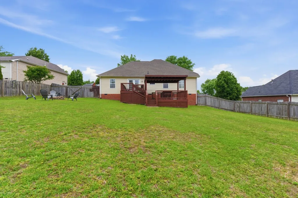 3334 Colchester Circle Lebanon TN 37087