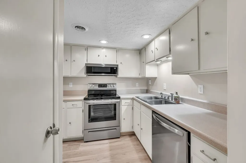 210 Old Hickory Boulevard Nashville TN 37221