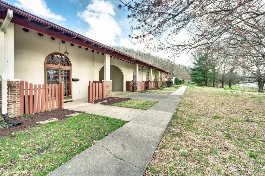 210 Old Hickory Boulevard Nashville TN 37221