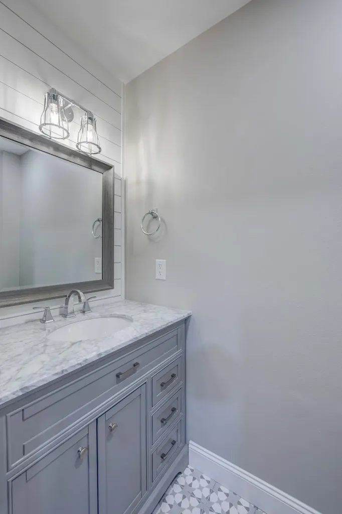 1129 W Main Street Franklin TN 37064
