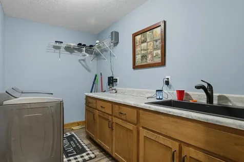 1560 Fairfield Road Westmoreland TN 37186