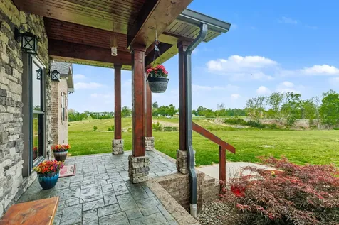 1560 Fairfield Road Westmoreland TN 37186