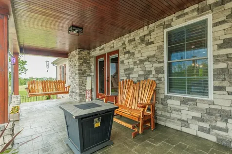 1560 Fairfield Road Westmoreland TN 37186