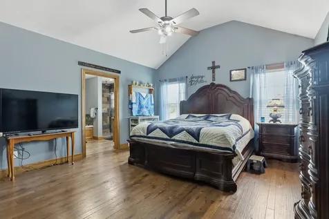 1560 Fairfield Road Westmoreland TN 37186