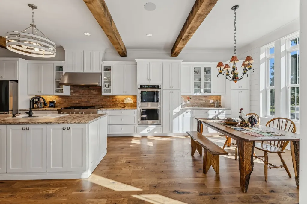 4325 Cave Springs Road Columbia TN 38401