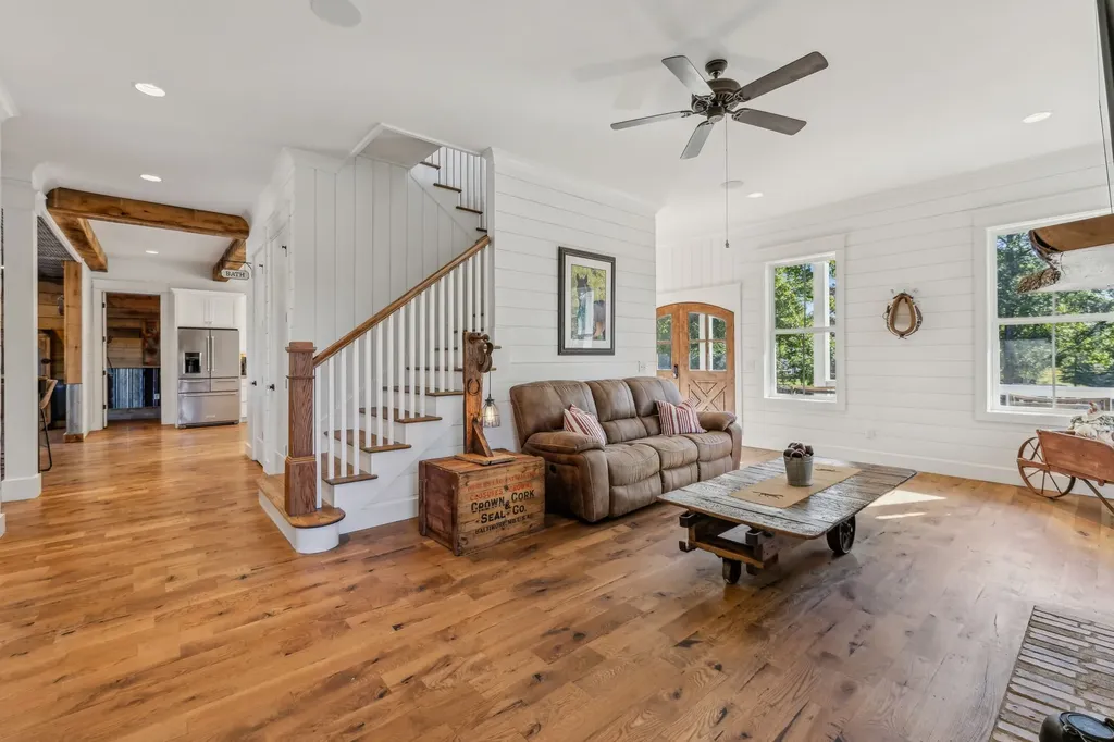 4325 Cave Springs Road Columbia TN 38401
