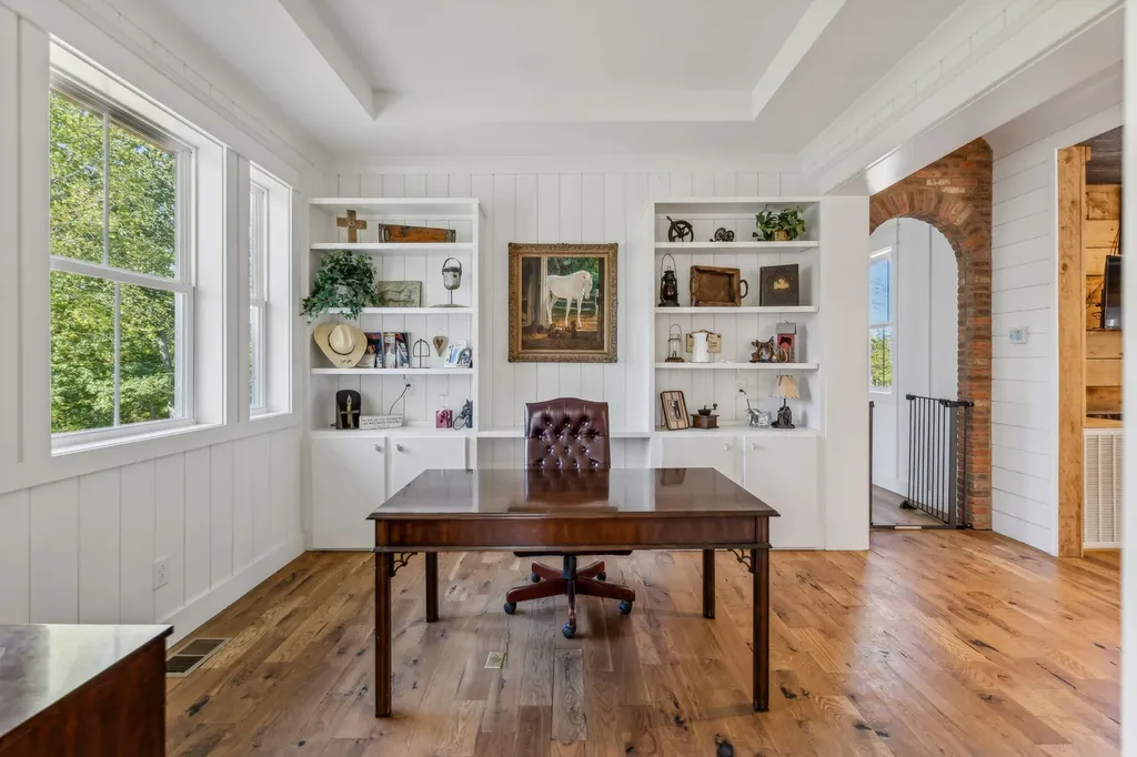 4325 Cave Springs Road Columbia TN 38401
