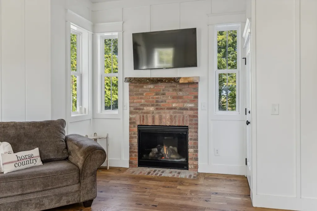 4325 Cave Springs Road Columbia TN 38401