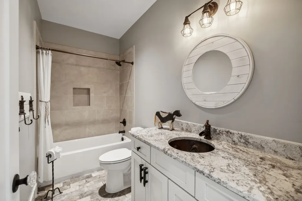 4325 Cave Springs Road Columbia TN 38401