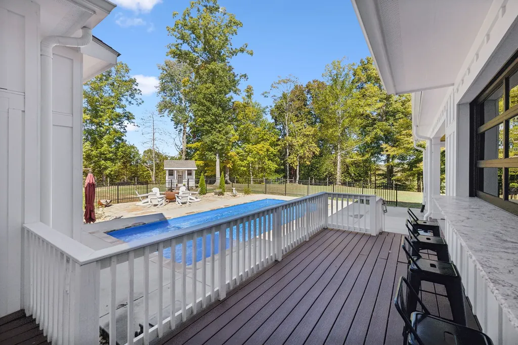 4325 Cave Springs Road Columbia TN 38401