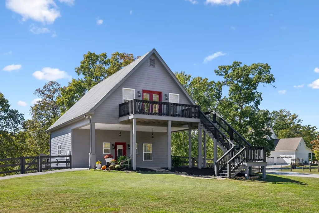 4325 Cave Springs Road Columbia TN 38401