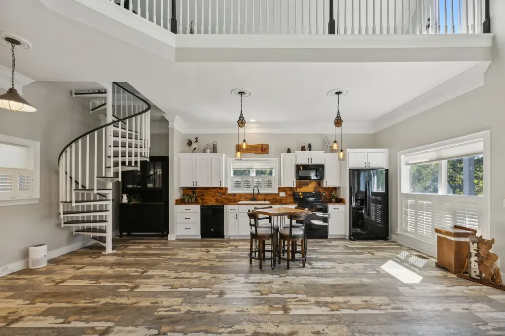 4325 Cave Springs Road Columbia TN 38401