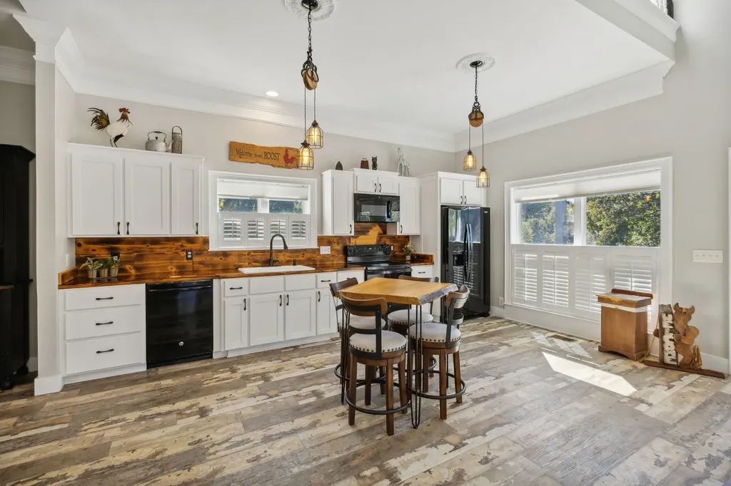 4325 Cave Springs Road Columbia TN 38401
