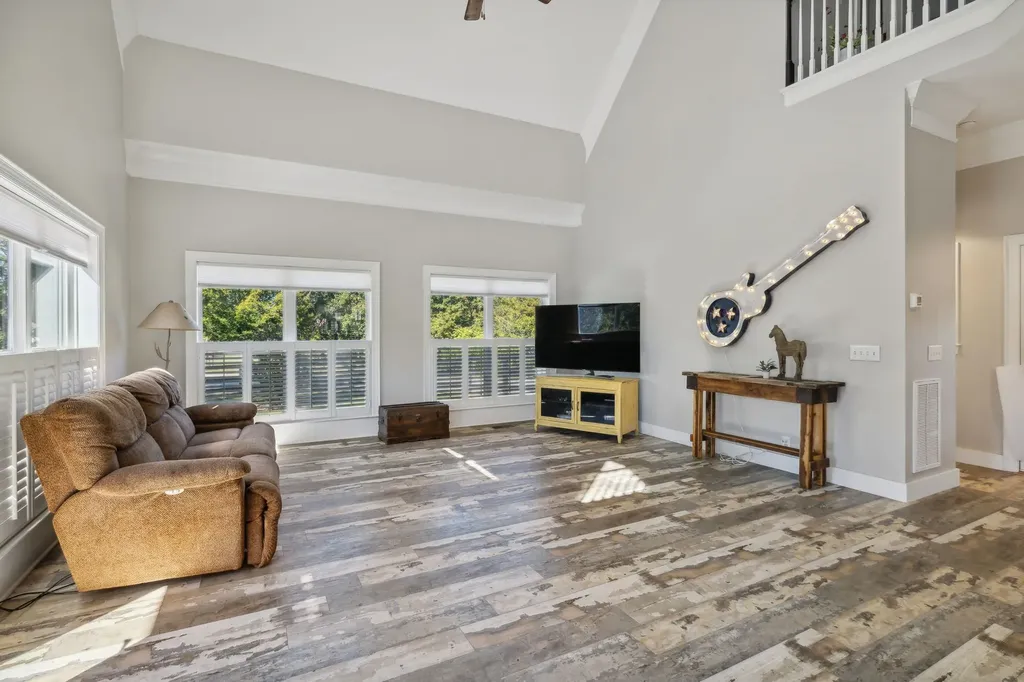 4325 Cave Springs Road Columbia TN 38401