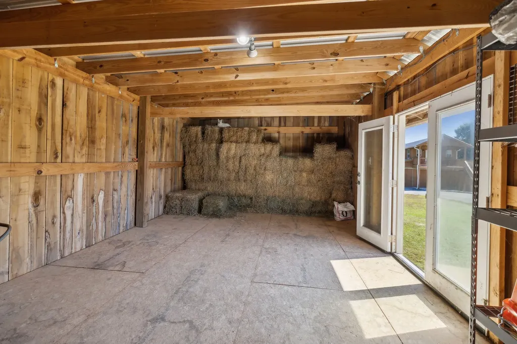 4325 Cave Springs Road Columbia TN 38401