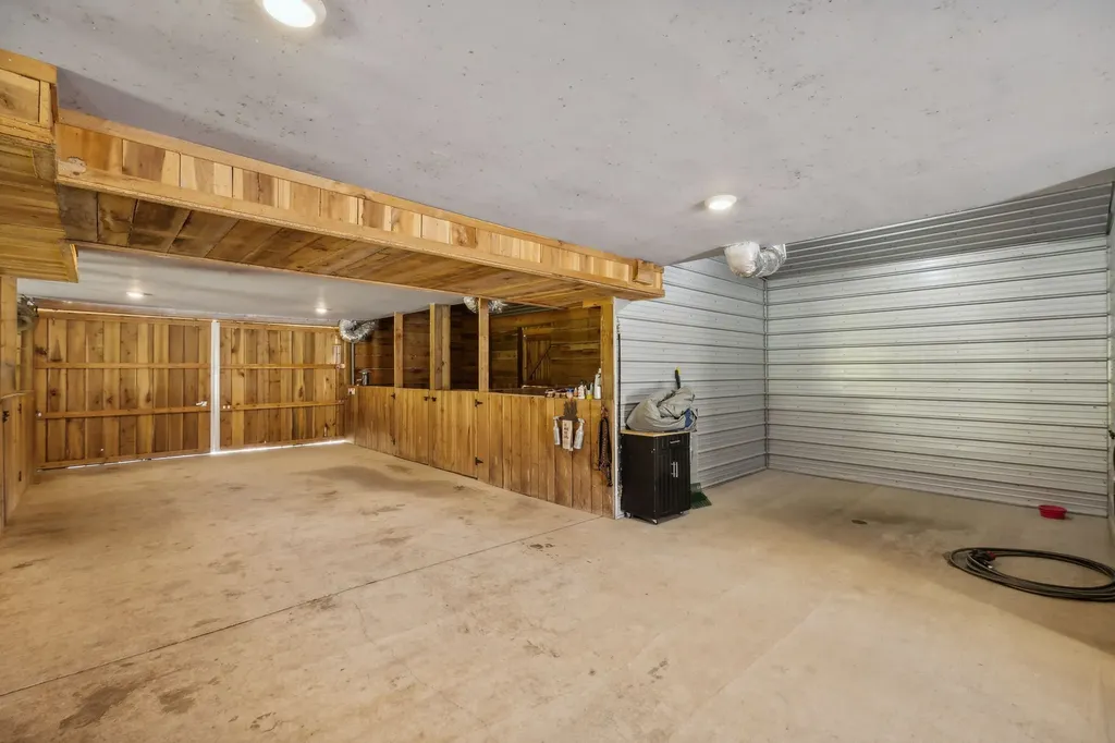 4325 Cave Springs Road Columbia TN 38401