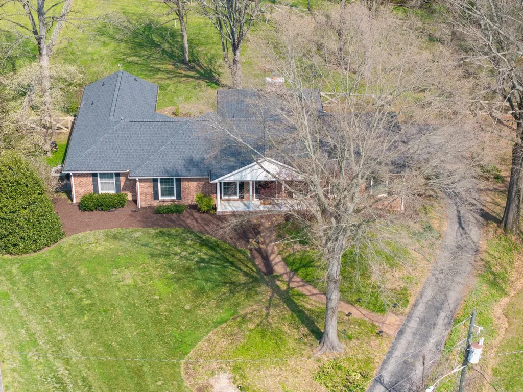 8012 Knoll Court Brentwood TN 37027