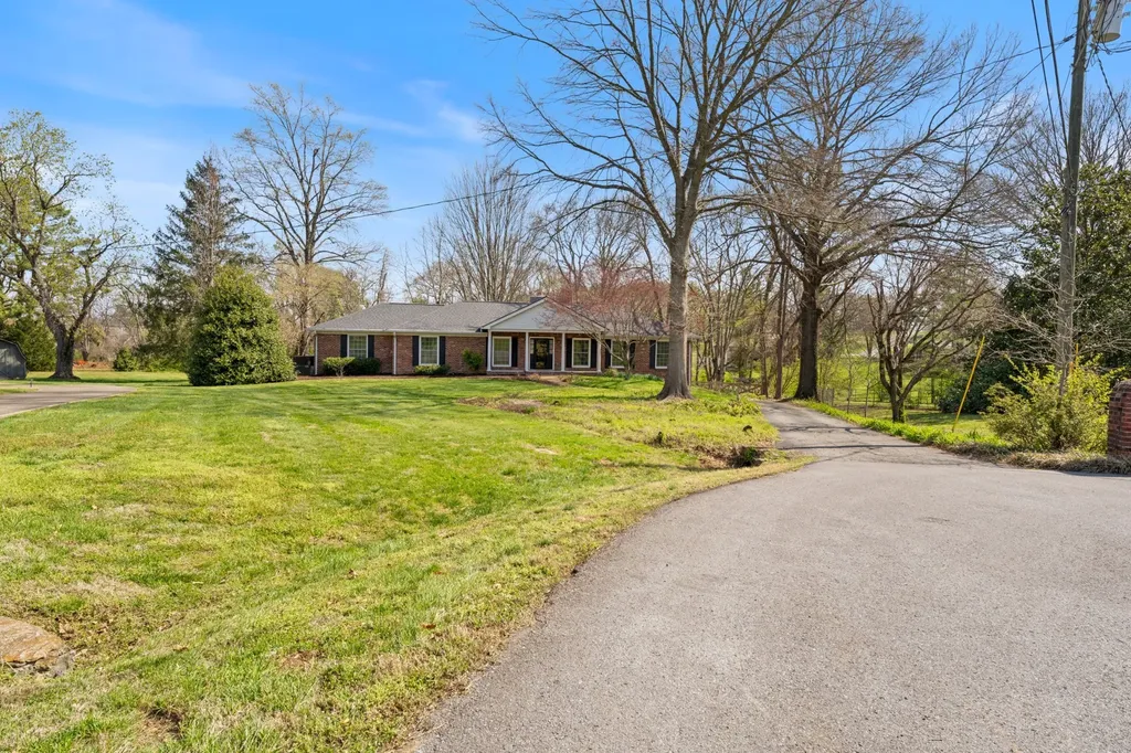 8012 Knoll Court Brentwood TN 37027