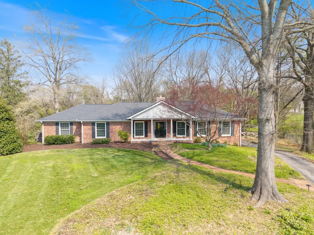 8012 Knoll Court Brentwood TN 37027