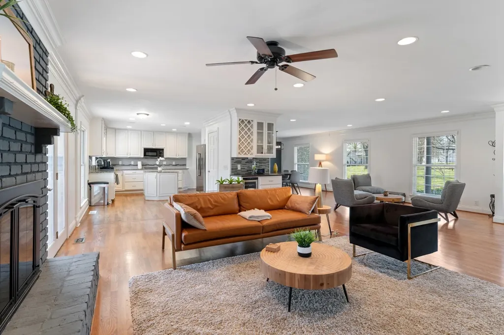 8012 Knoll Court Brentwood TN 37027