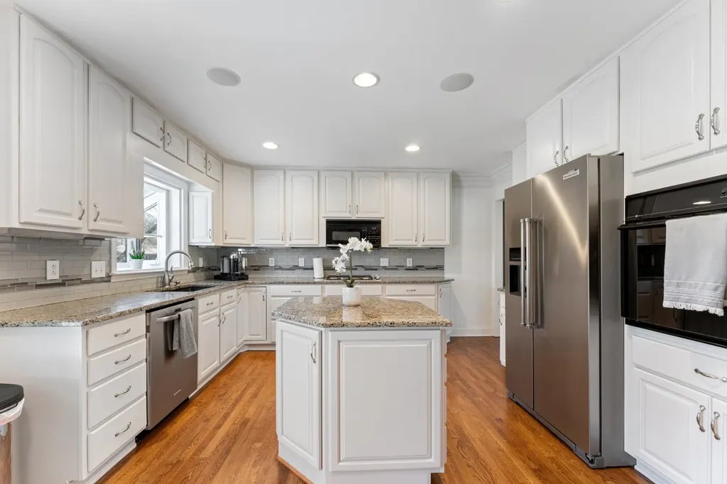 8012 Knoll Court Brentwood TN 37027