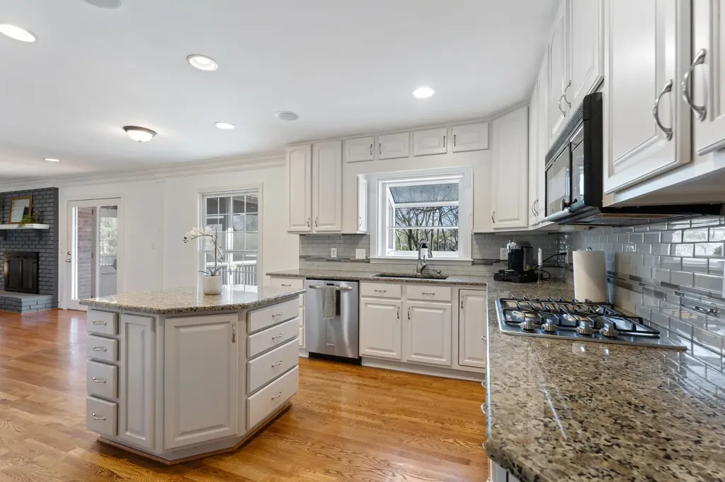 8012 Knoll Court Brentwood TN 37027
