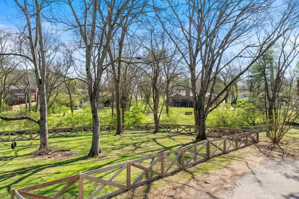 8012 Knoll Court Brentwood TN 37027