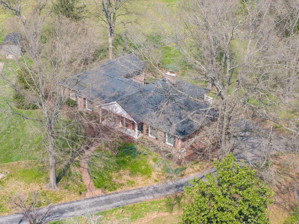 8012 Knoll Court Brentwood TN 37027