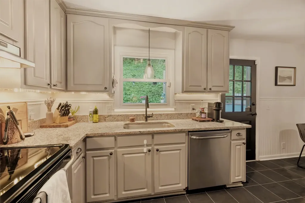 525 Holt Valley Road Nashville TN 37221