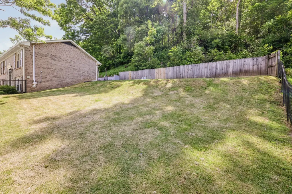 525 Holt Valley Road Nashville TN 37221