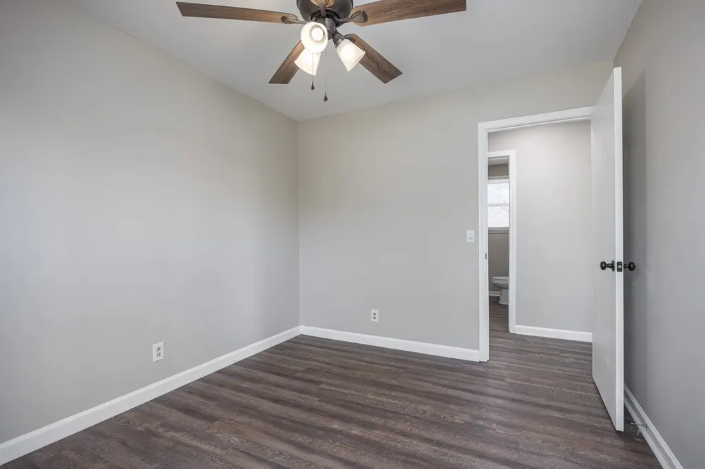 630 Debbie Drive Hermitage TN 37076