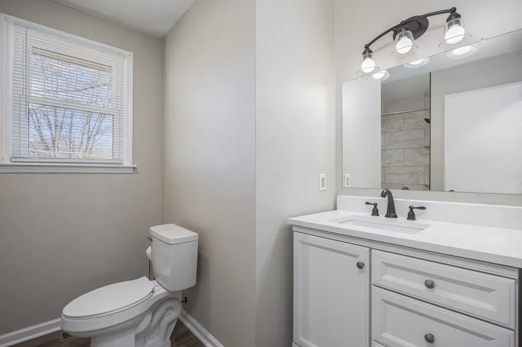 630 Debbie Drive Hermitage TN 37076