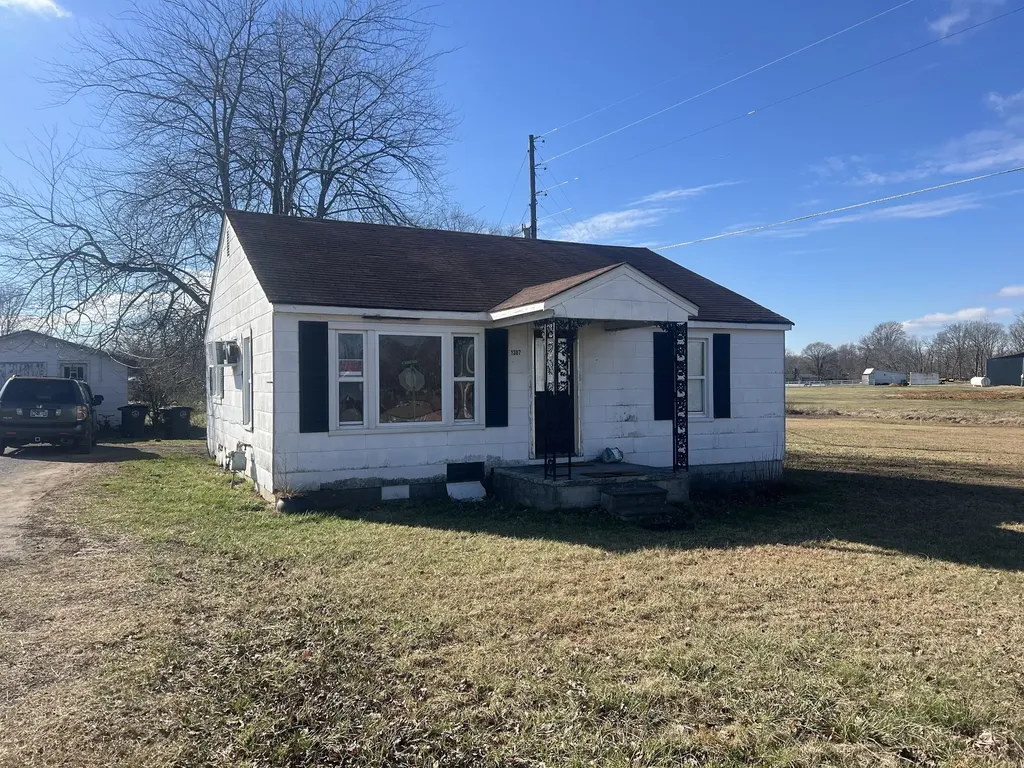1305 Scottsville Road Lafayette TN 37083