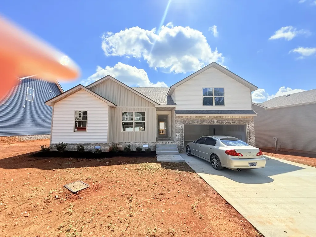 344 Cardinal Creek Clarksville TN 37040