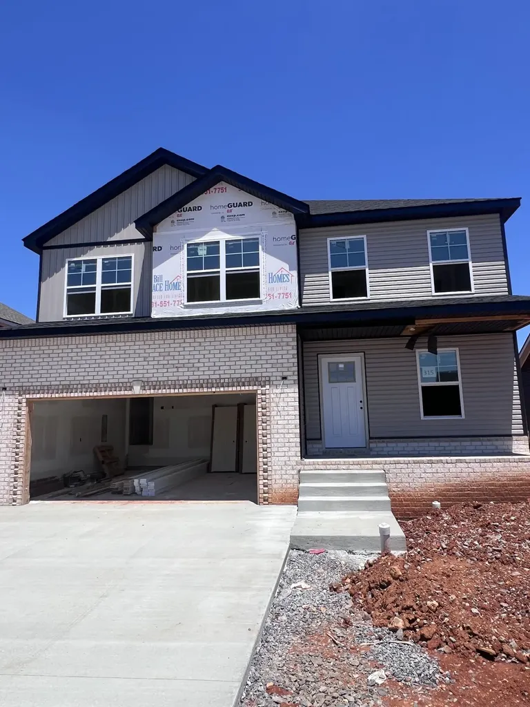 315 Cardinal Creek Clarksville TN 37040
