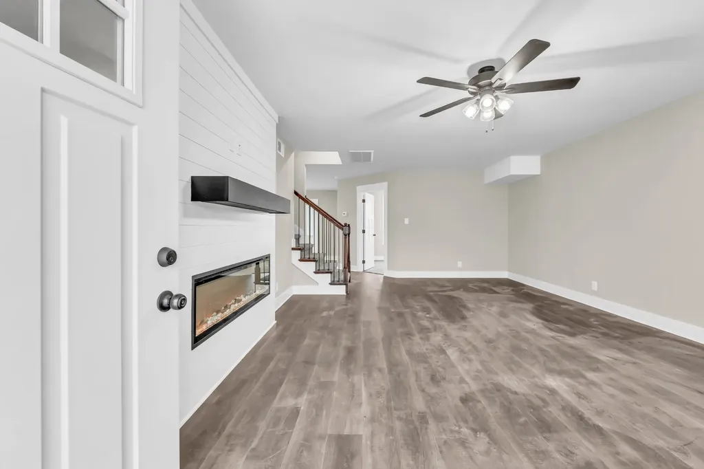 315 Cardinal Creek Clarksville TN 37040