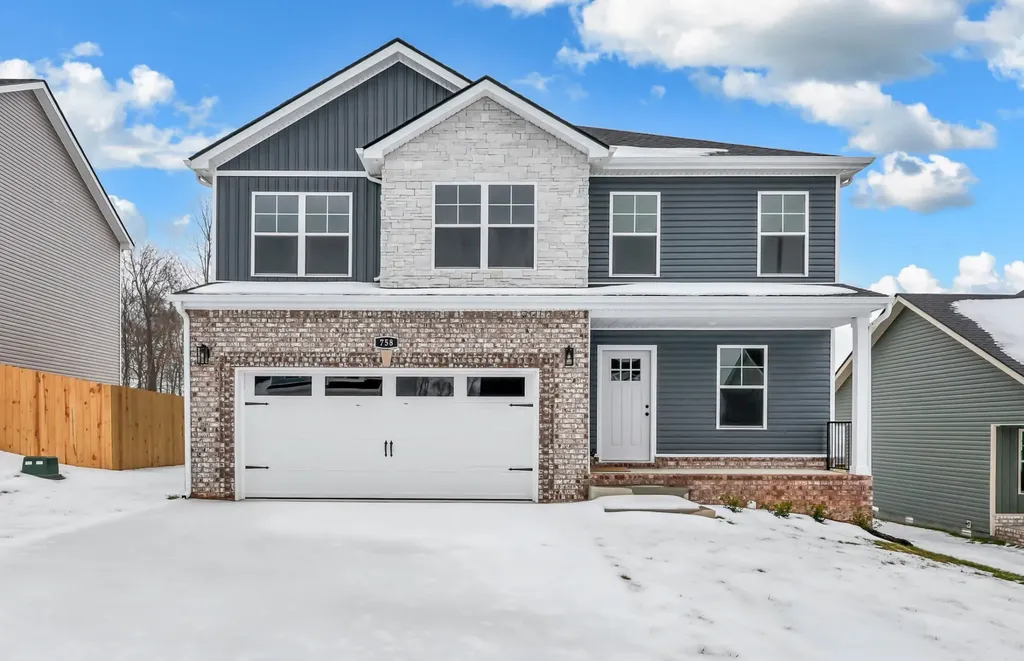 315 Cardinal Creek Clarksville TN 37040