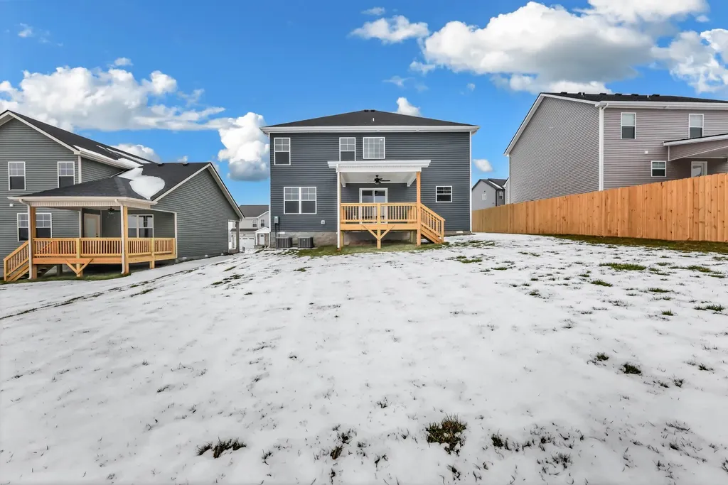 315 Cardinal Creek Clarksville TN 37040