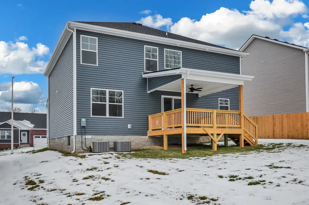 315 Cardinal Creek Clarksville TN 37040