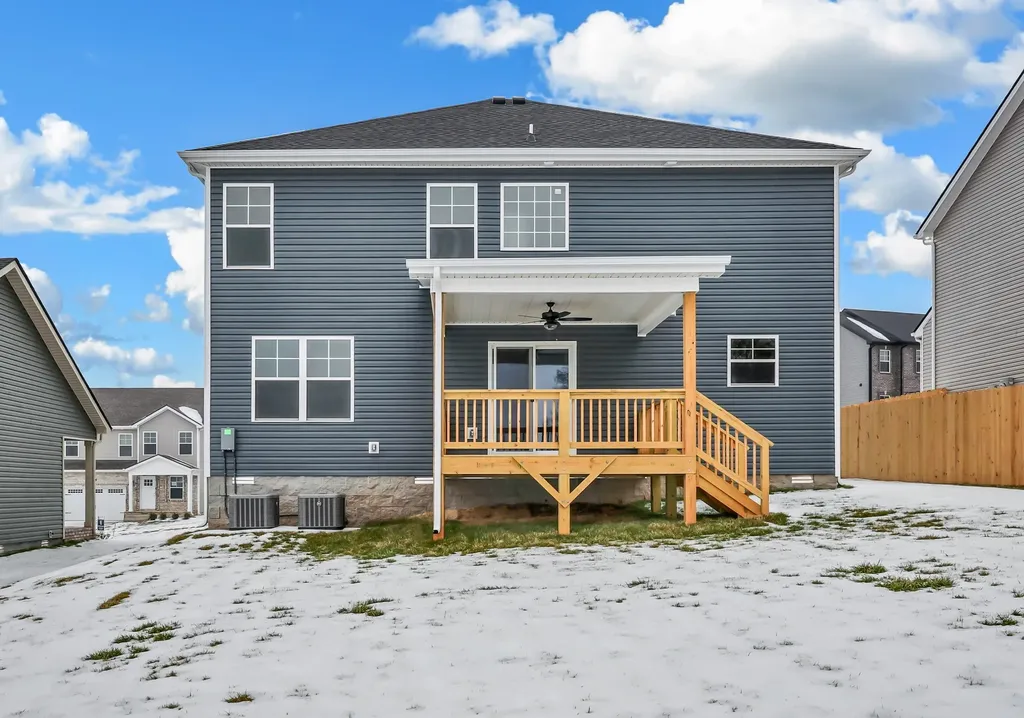 315 Cardinal Creek Clarksville TN 37040