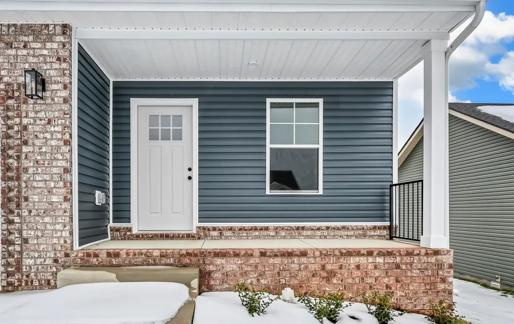 315 Cardinal Creek Clarksville TN 37040