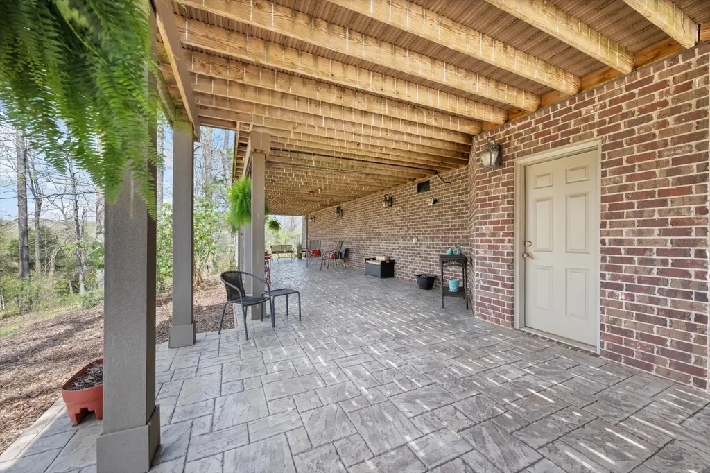 1050 Moonlit Meadow Lane Greenbrier TN 37073