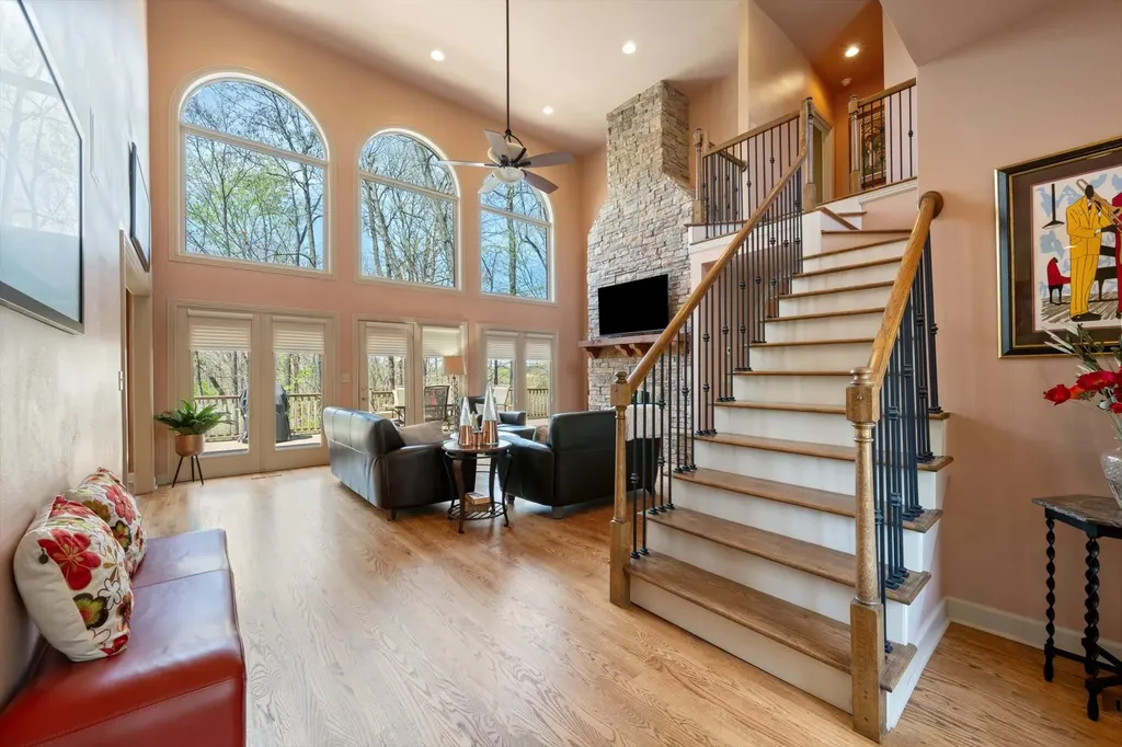1050 Moonlit Meadow Lane Greenbrier TN 37073