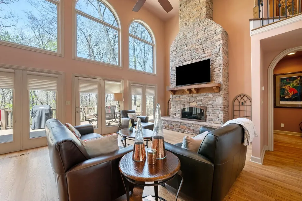 1050 Moonlit Meadow Lane Greenbrier TN 37073