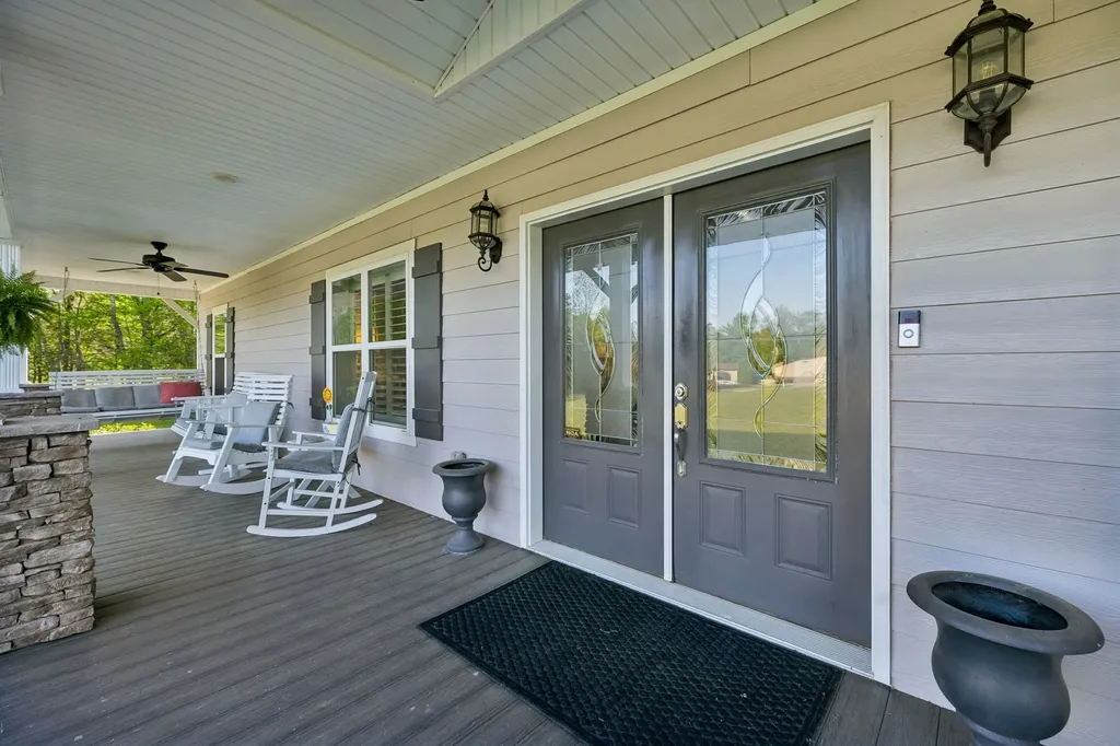 6322 Jim Cummings Highway Bradyville TN 37026