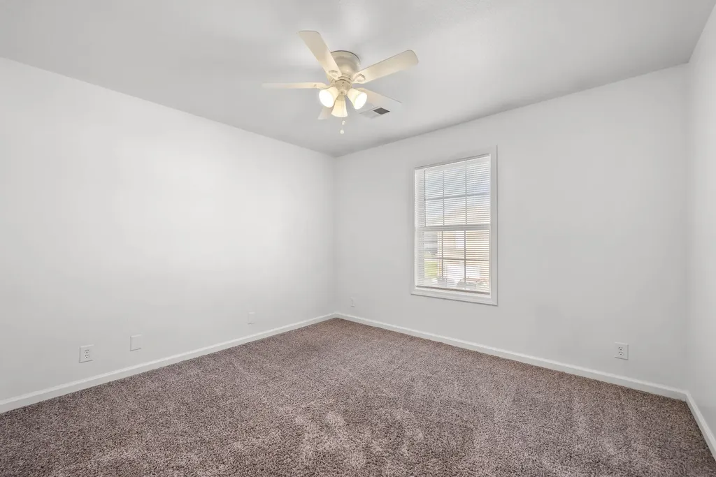 535 Lafayette Road #F Clarksville TN 37042
