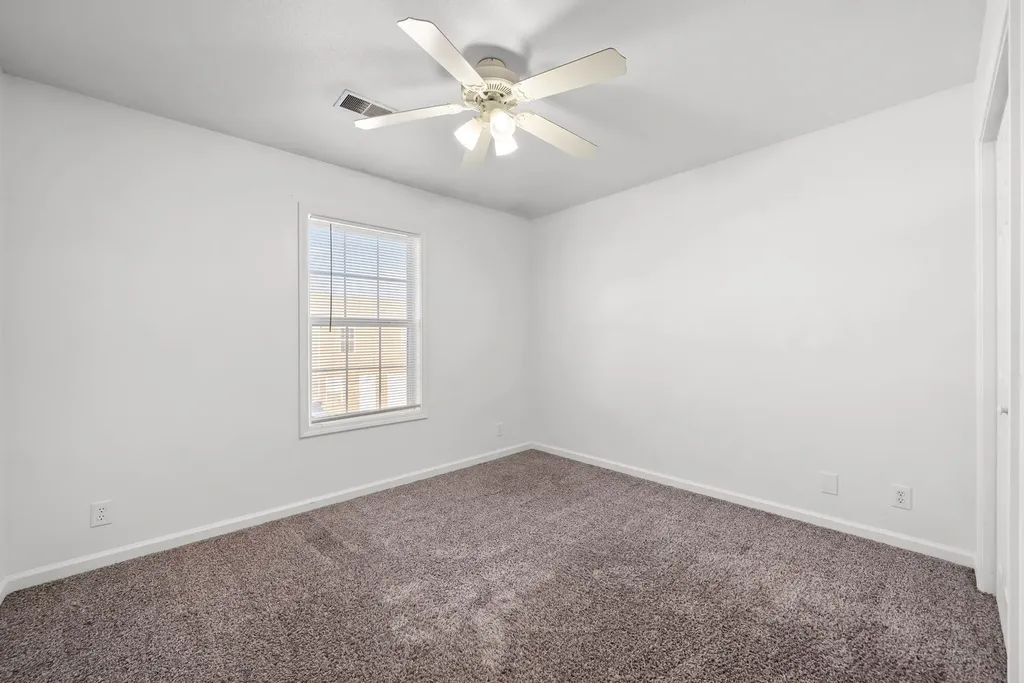 535 Lafayette Road #F Clarksville TN 37042