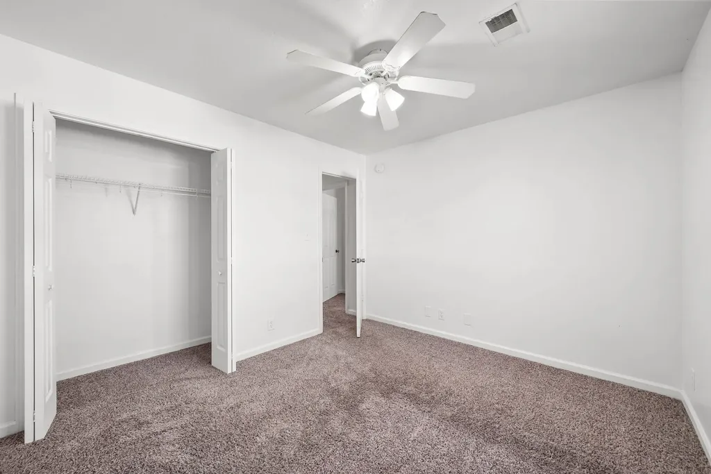 535 Lafayette Road #F Clarksville TN 37042